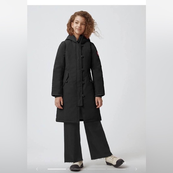 Canada Goose Youth Brittania Parka. Youth XL (18) . Fits like an XS woman - Picture 7 of 15